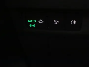 Car image 35