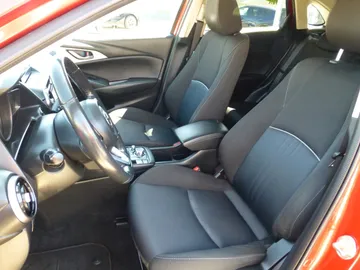 Car image 23