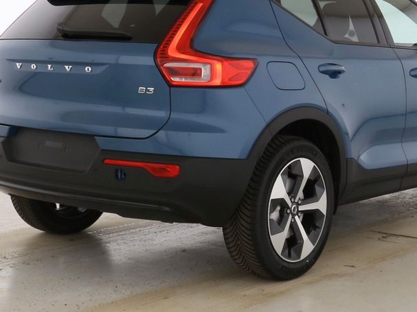 Volvo XC40 B3 Plus Dark 120 kW image number 12