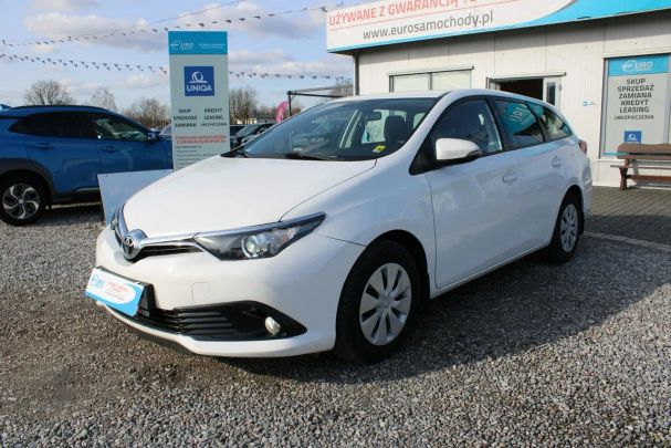 Toyota Auris 73 kW image number 1