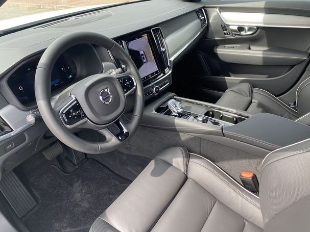 Volvo V90 B4 Plus 145 kW image number 7