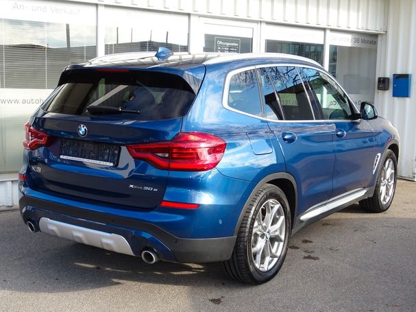 BMW X3 xDrive30e xLine 215 kW image number 6