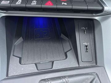 Car image 36