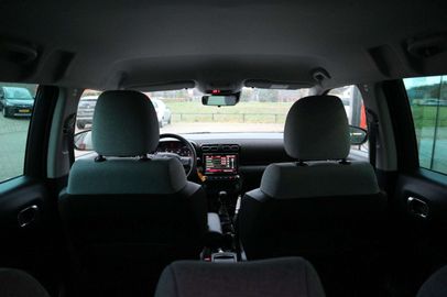 Car image 33