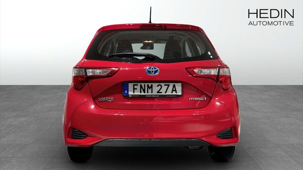 Toyota Yaris Hybrid 74 kW image number 12