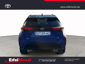 Car image 5