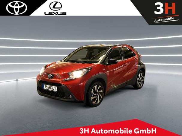 Toyota Aygo X 1.0 53 kW image number 2