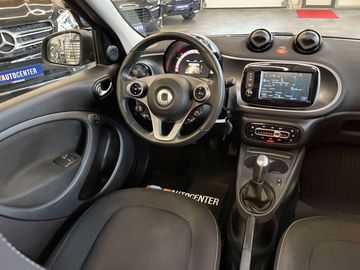 Car image 38