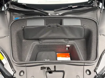 Car image 35