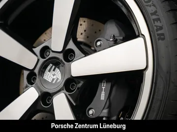 Car image 37