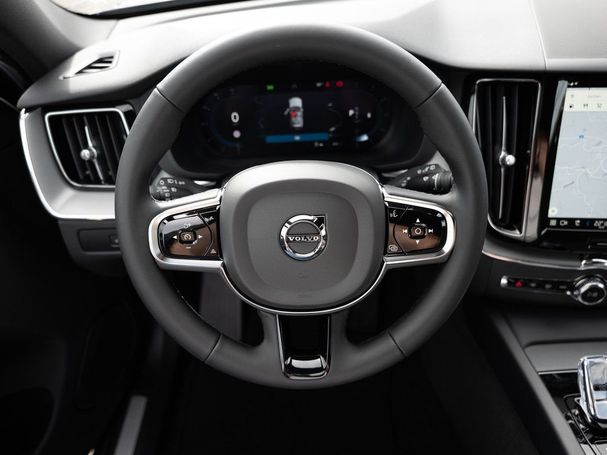 Volvo XC60 B4 AWD Plus 145 kW image number 10