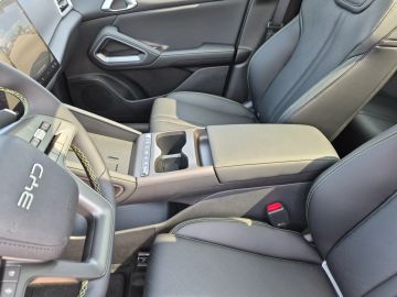 Car image 28