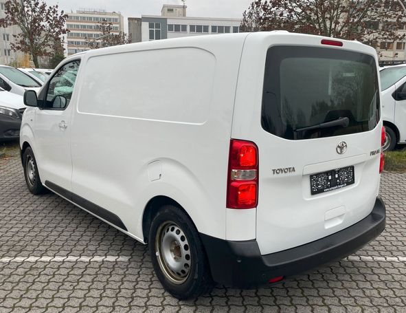 Toyota Proace Verso 88 kW image number 4