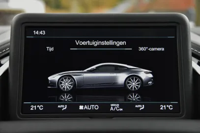 Car image 37