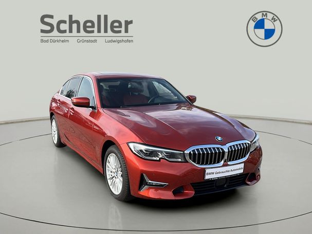 BMW 330e Luxury Line 215 kW image number 7