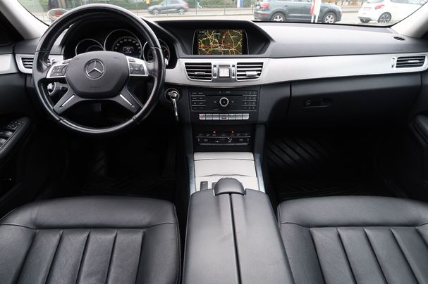 Mercedes-Benz E 220 T BlueEFFICIENCY 125 kW image number 12