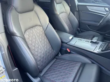 Car image 40