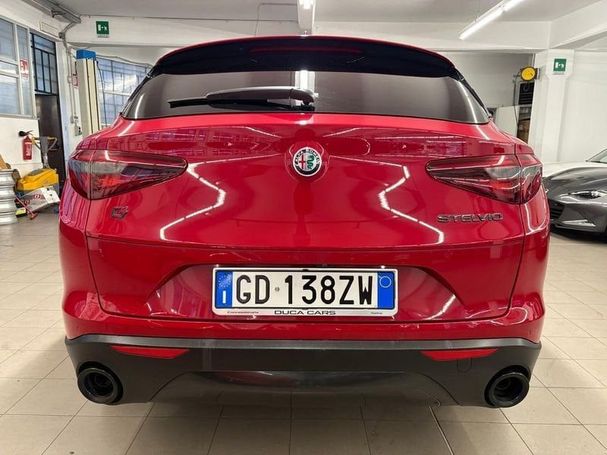 Alfa Romeo Stelvio 2.2 Diesel AT8 140 kW image number 8