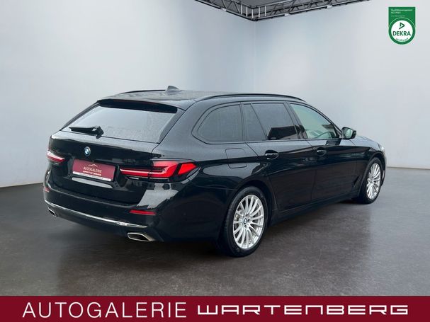 BMW 520d Touring xDrive 140 kW image number 2