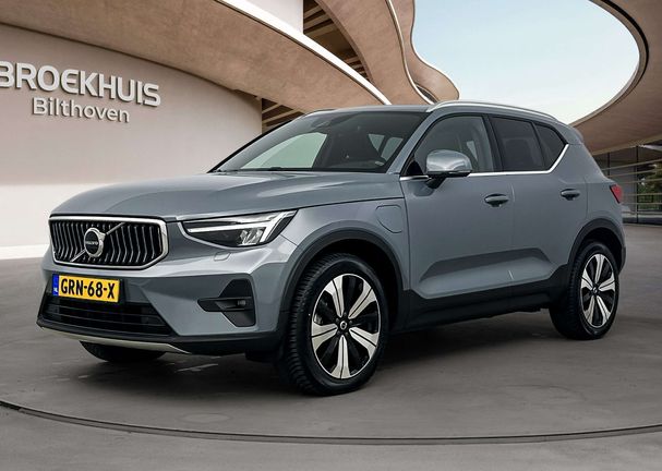 Volvo XC40 Recharge T4 Ultimate Bright 155 kW image number 1