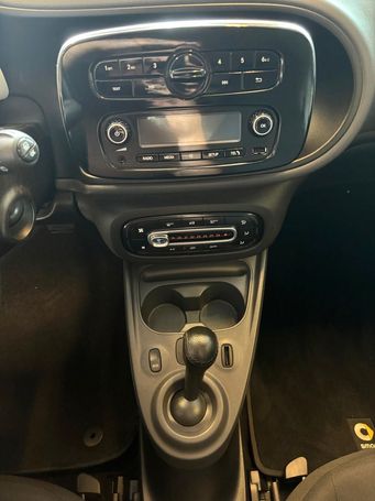 Smart ForTwo coupe EQ 60 kW image number 16