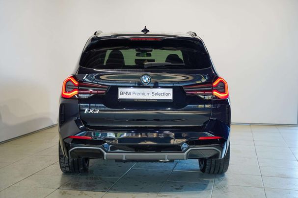 BMW iX3 M Sport 210 kW image number 8