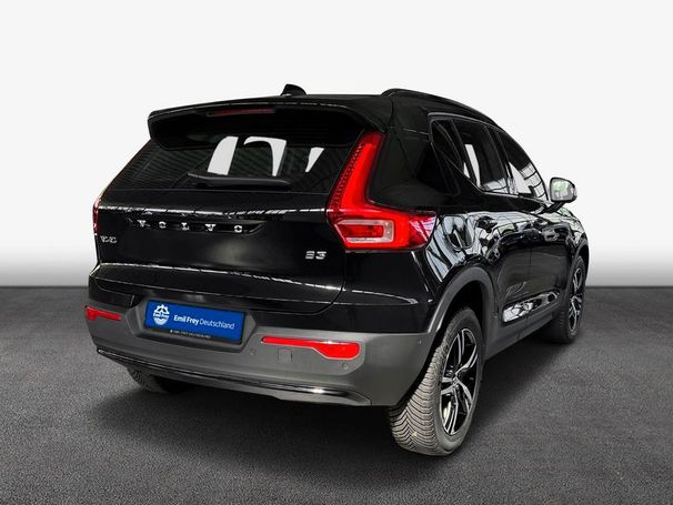 Volvo XC40 B3 Plus Dark DKG 120 kW image number 3