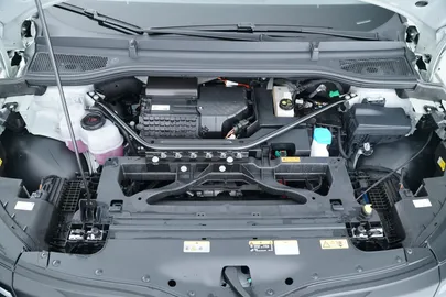 Car image 32