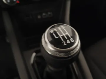 Car image 23