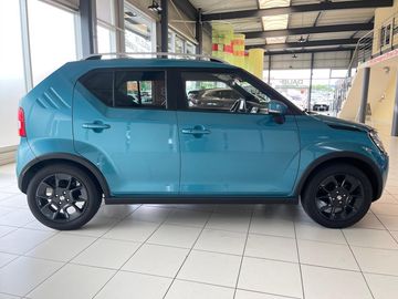 Car image 4
