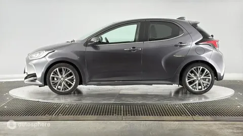 Car image 5