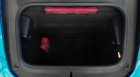 Car image 34