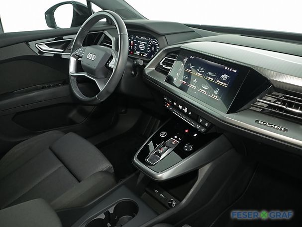 Audi Q4 35 e-tron S-line 125 kW image number 3