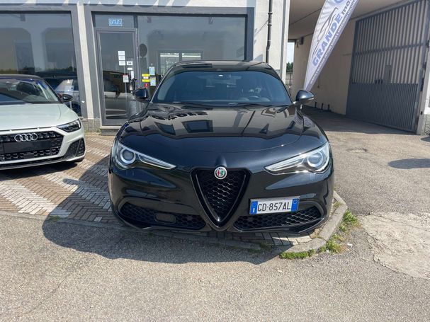 Alfa Romeo Stelvio 2.2 Q4 154 kW image number 2