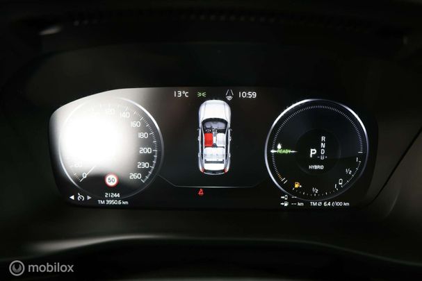 Volvo XC40 R Recharge T4 Design 155 kW image number 17