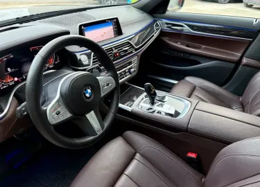 Car image 36