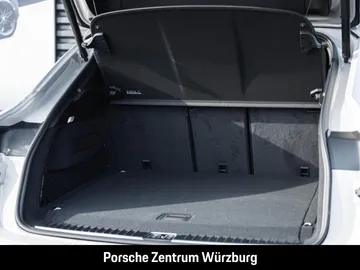 Car image 38