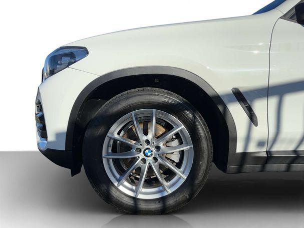 BMW X3 xDrive20d Advantage 140 kW image number 15