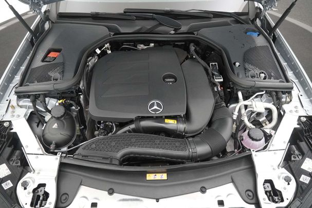 Mercedes-Benz E 200 T AMG 155 kW image number 32