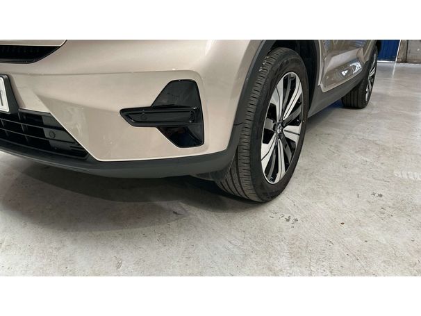 Volvo XC40 Recharge AWD Plus 300 kW image number 13