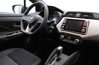 Car image 21