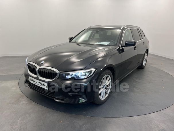 BMW 320i Touring 135 kW image number 1