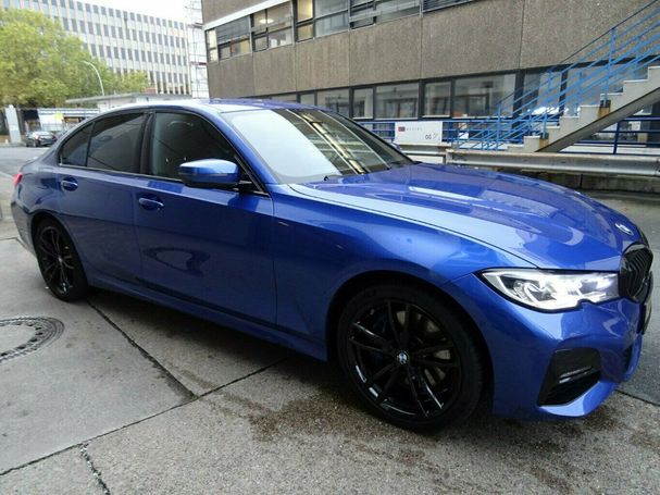 BMW 330 e M Sport 215 kW image number 11