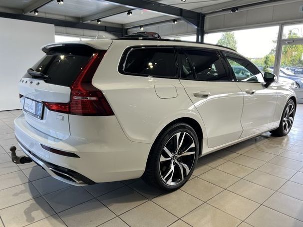 Volvo V60 T6 R Design AWD Recharge 251 kW image number 6