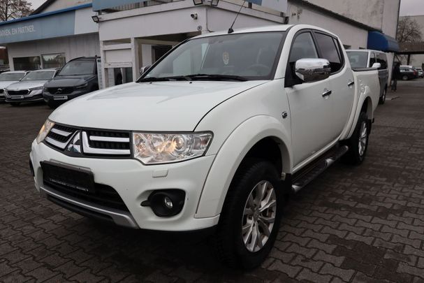 Mitsubishi L200 Pick Up 4x4 131 kW image number 1