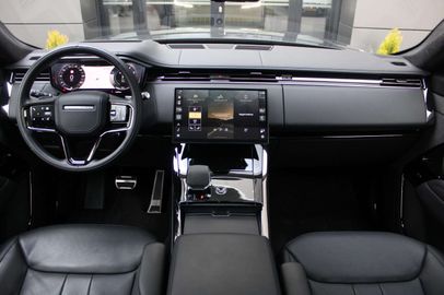 Car image 32