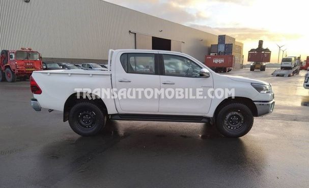 Toyota Hilux Cab 108 kW image number 2