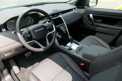 Car image 14