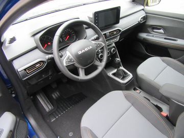 Car image 8