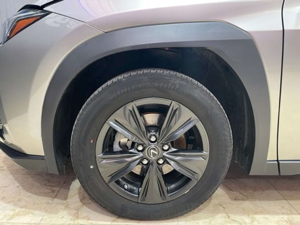 Lexus UX 250h 135 kW image number 18